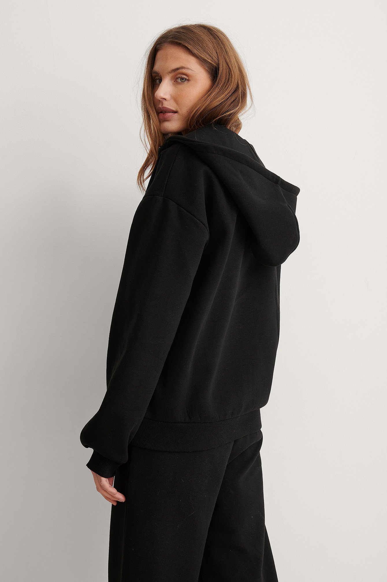 Zip Hoodie Black | na-kd.com