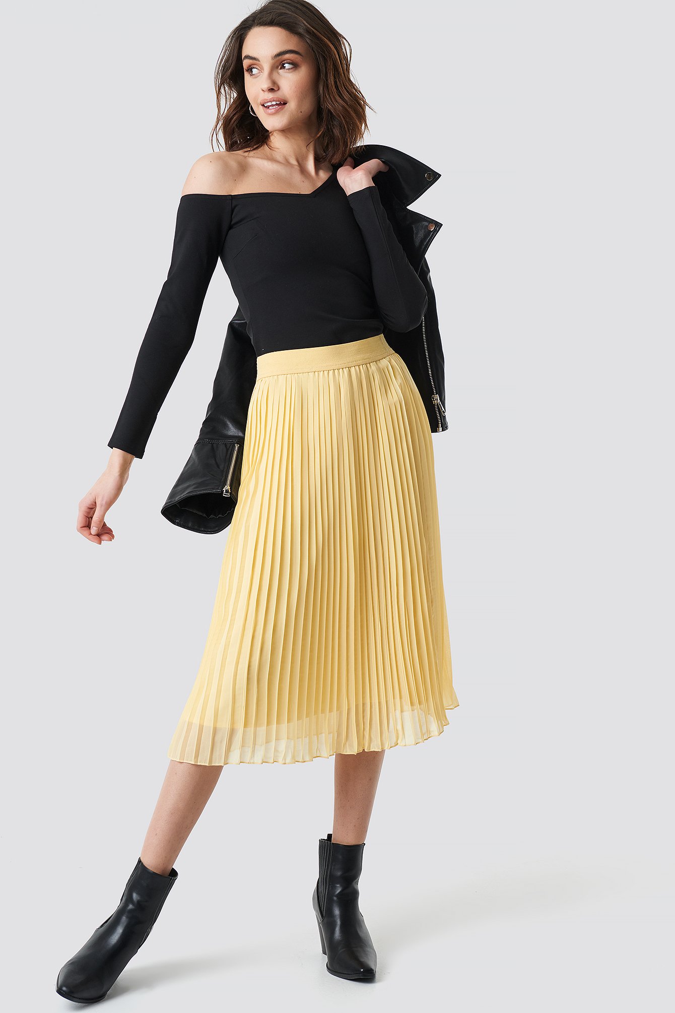 Na-kd Skirt In Light Yellow | ModeSens
