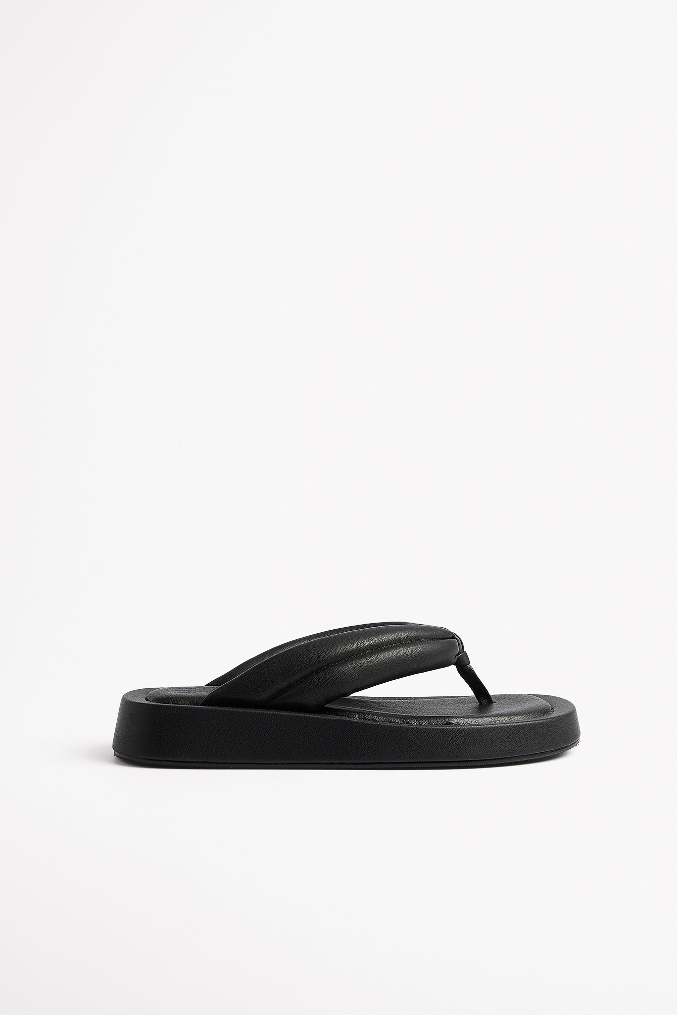 Quilted Toe Strap Sandals Black | NA-KD