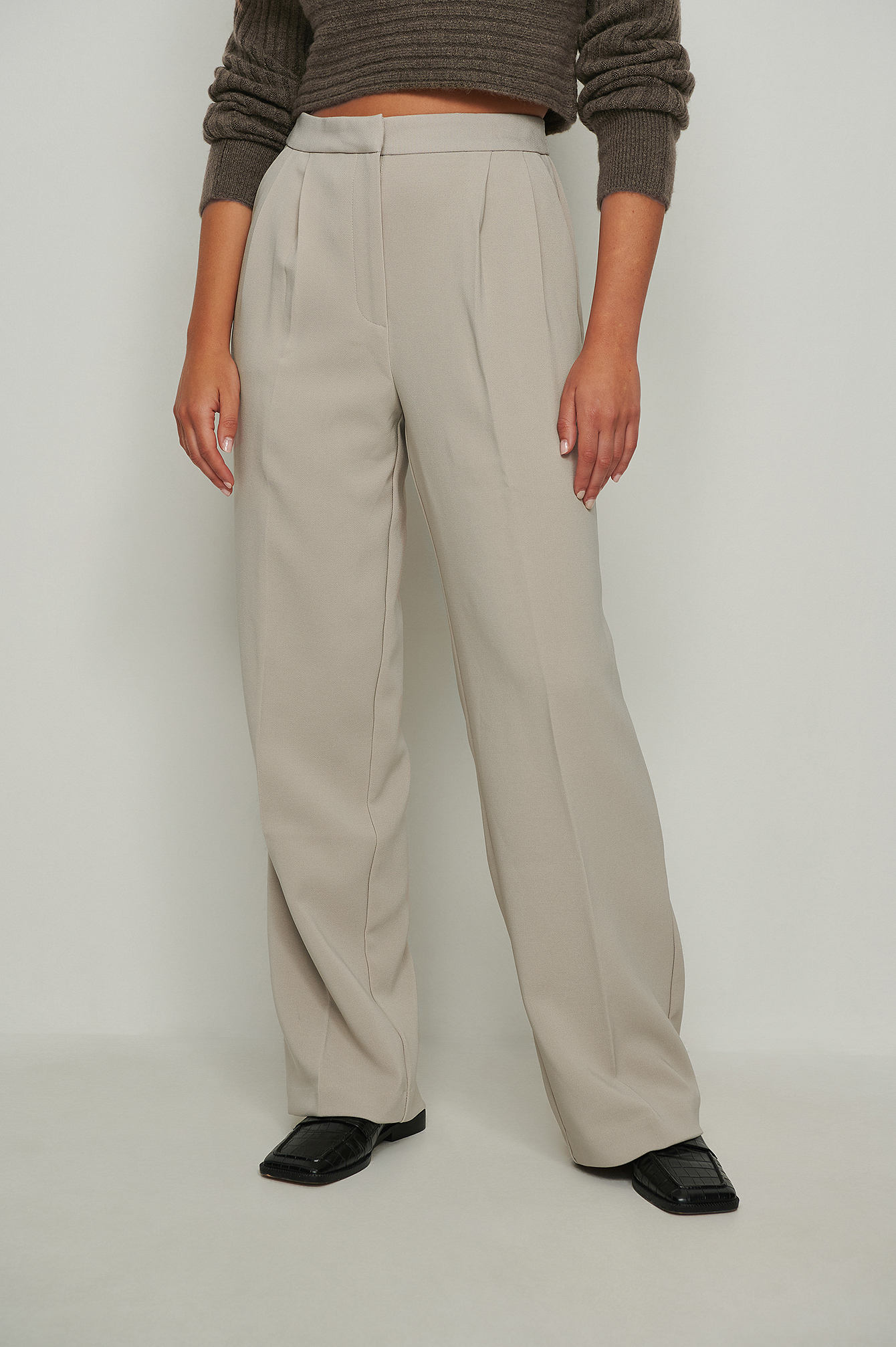 High Waist Deep Pleated Suit Pants Beige