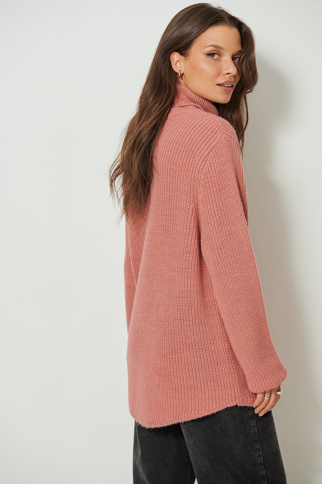 Ribbed High Neck Round Slit Sweater Pink | NA-KD