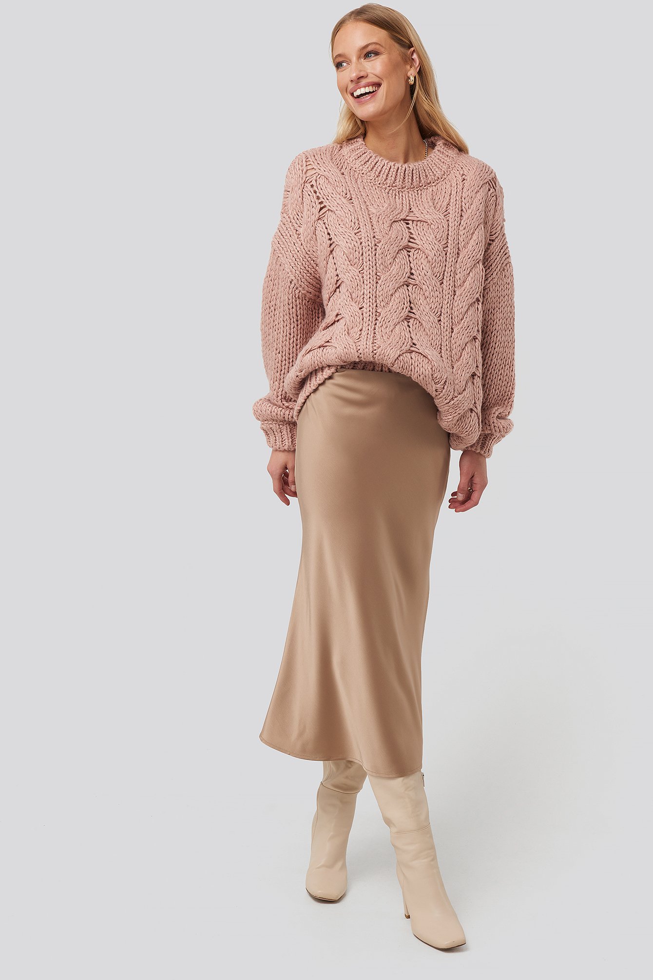 Wool Blend Round Neck Heavy Knitted Cable Sweater Pink Na