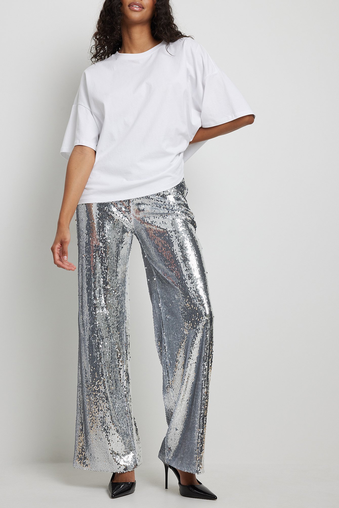 Women Silver Solid Mid Rise Metallic Pants