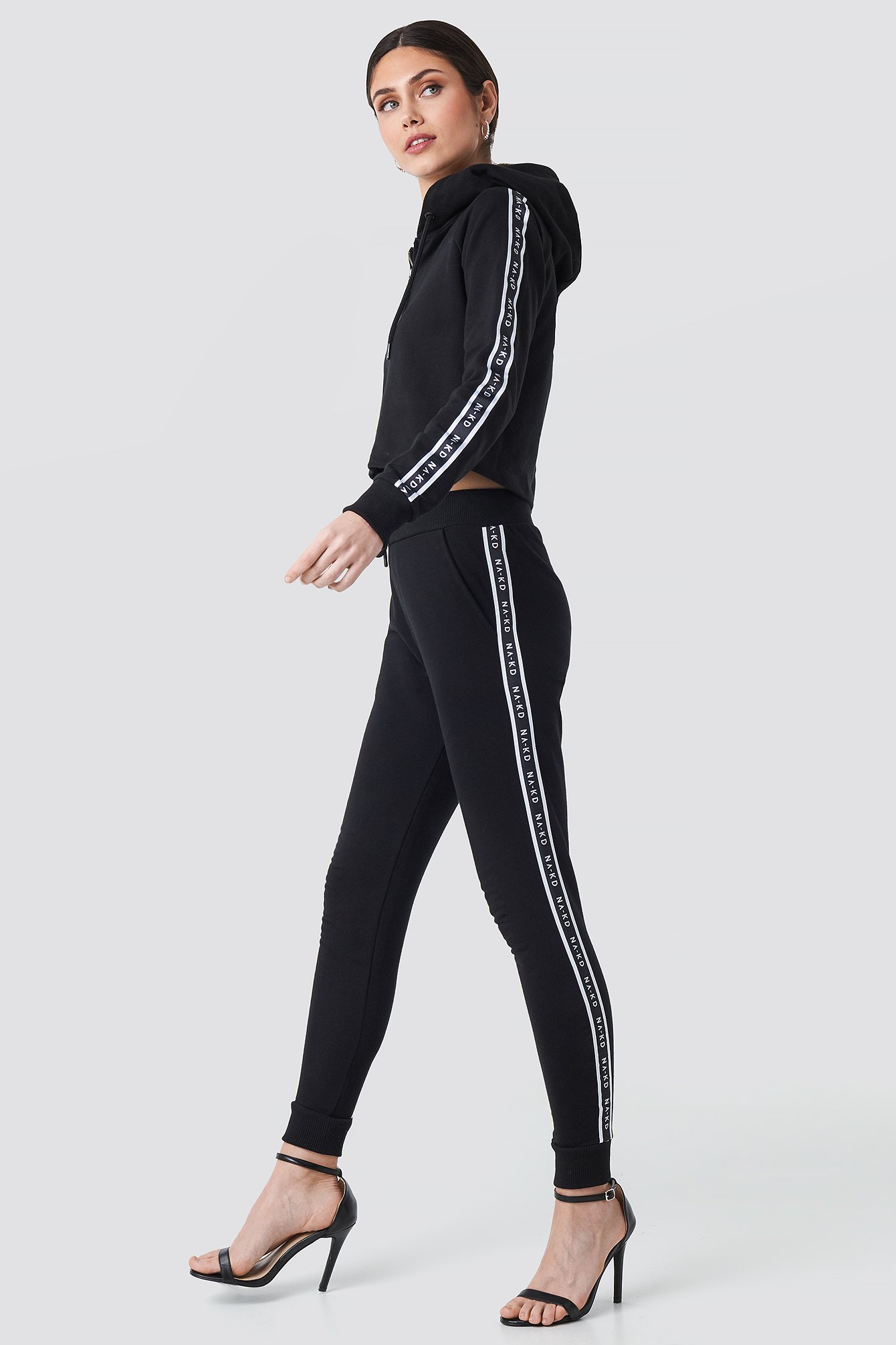 side tape joggers