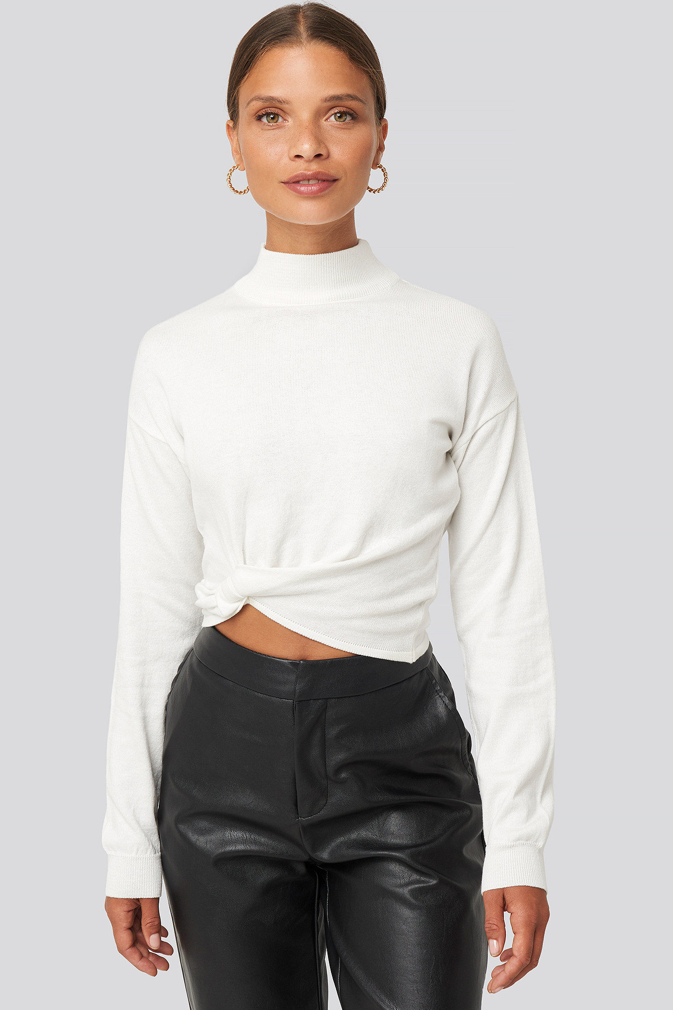 Side Twisted Sweater White | NA-KD