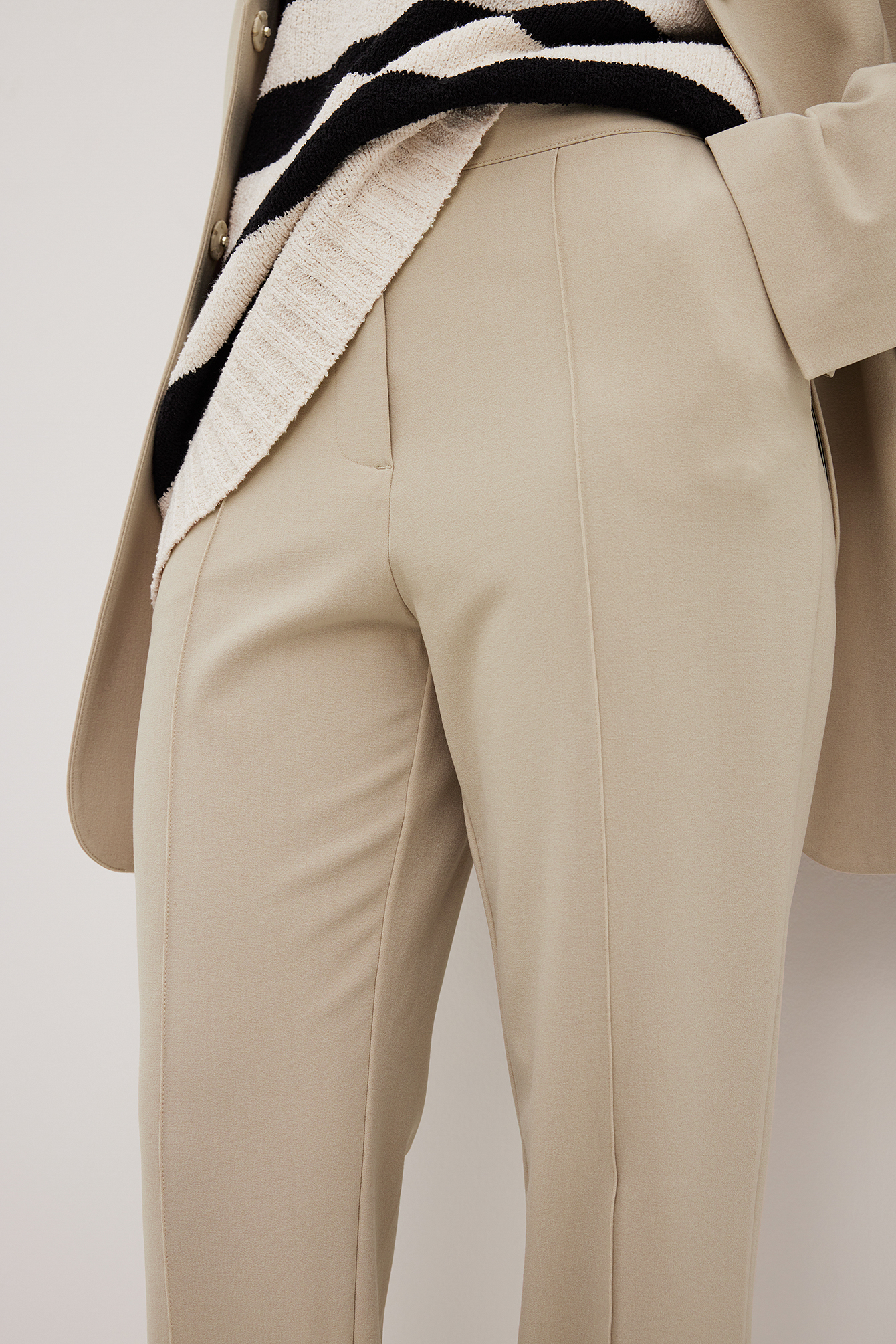 Slim Straight Slit Detail Suit Pants Beige