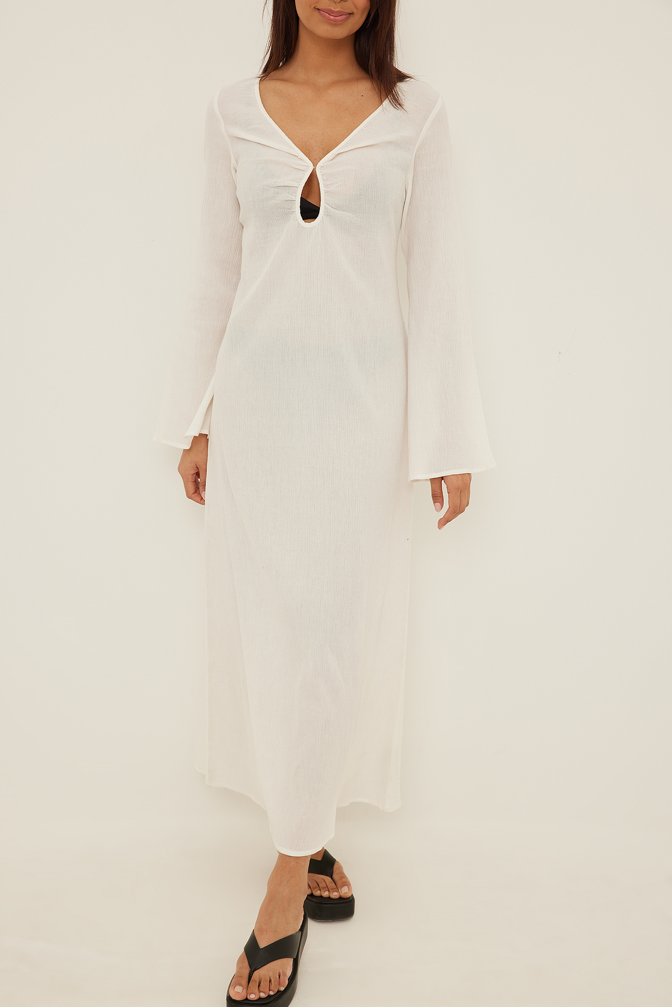 Zacht katoenen maxi-jurk met halslijn Wit | NA-KD