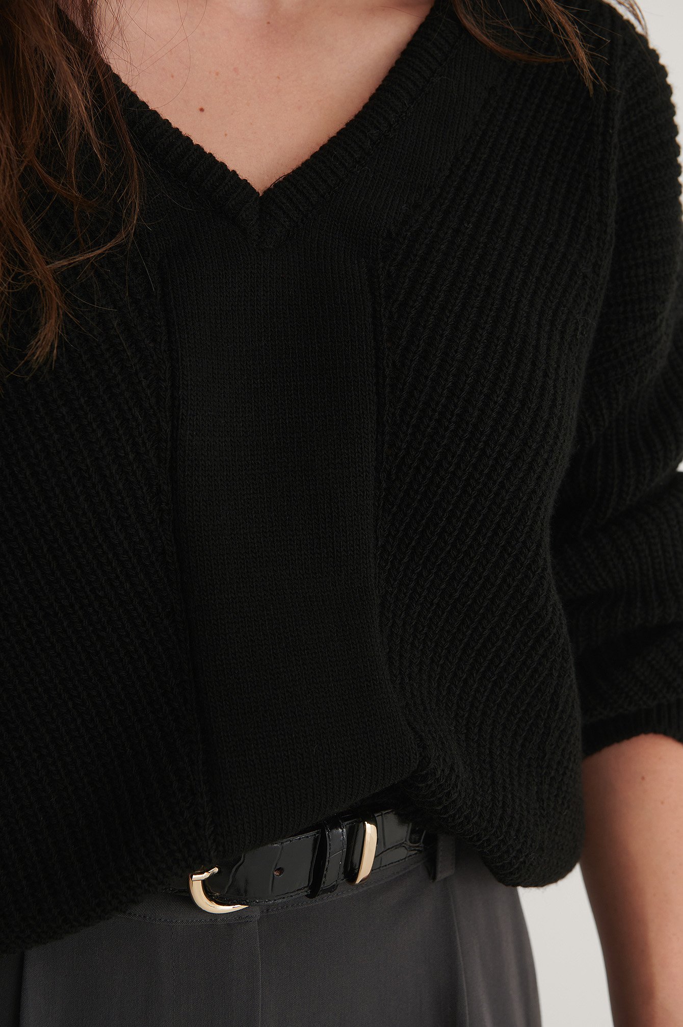 black sweater v neck