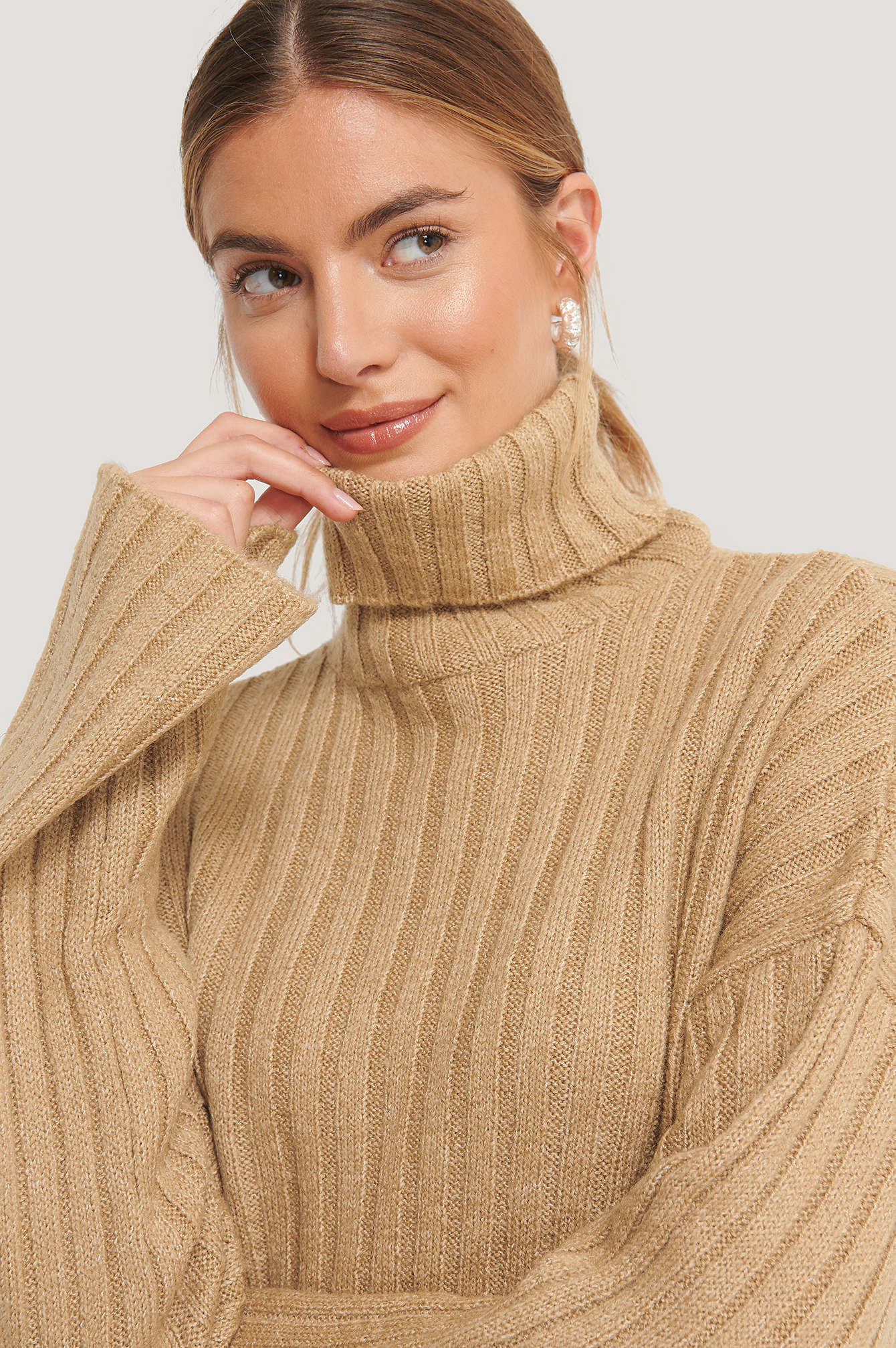 Wide Sleeve Rib Knitted Polo Beige | na-kd.com