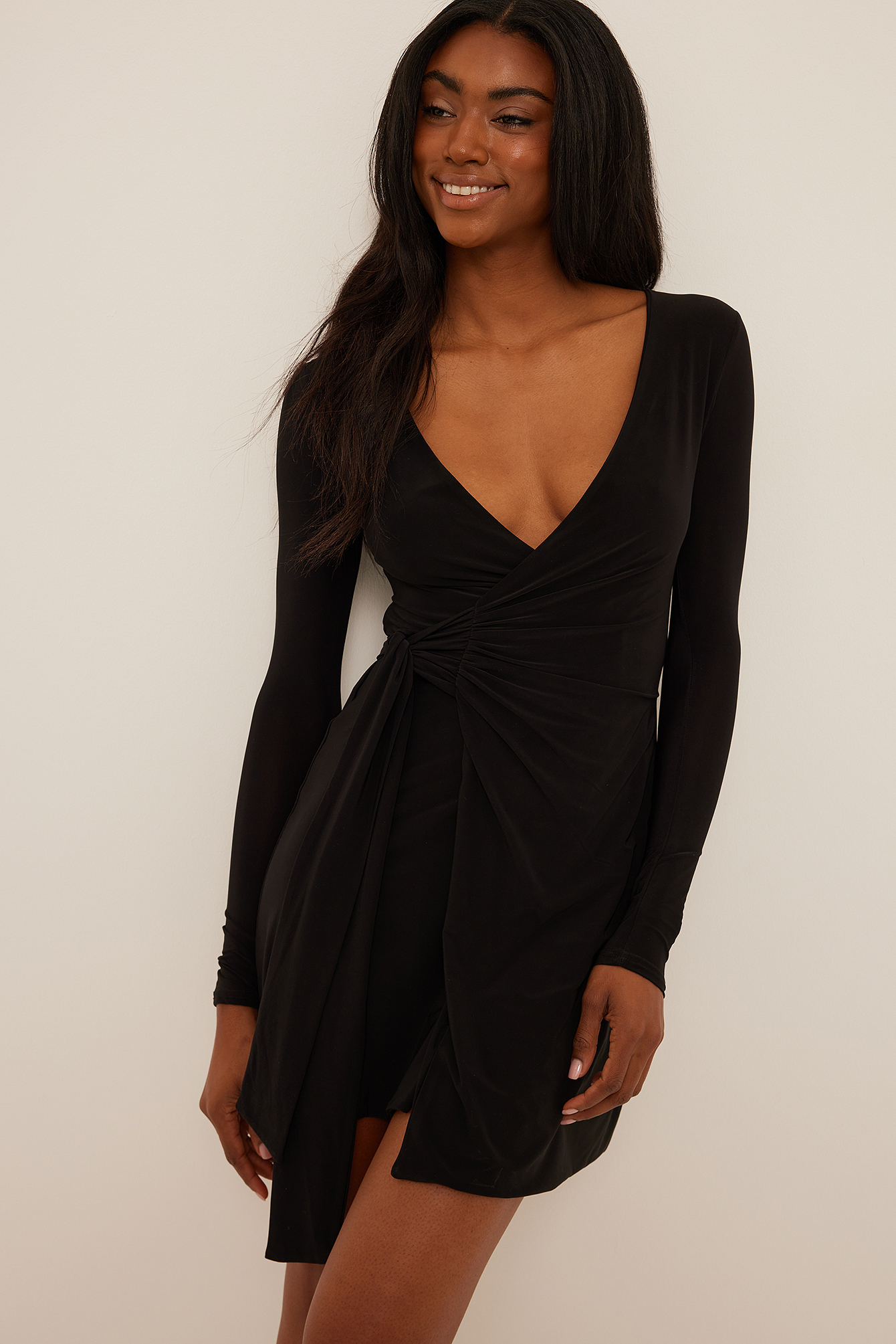 Wrap Gathered Mini Dress Black | NA-KD