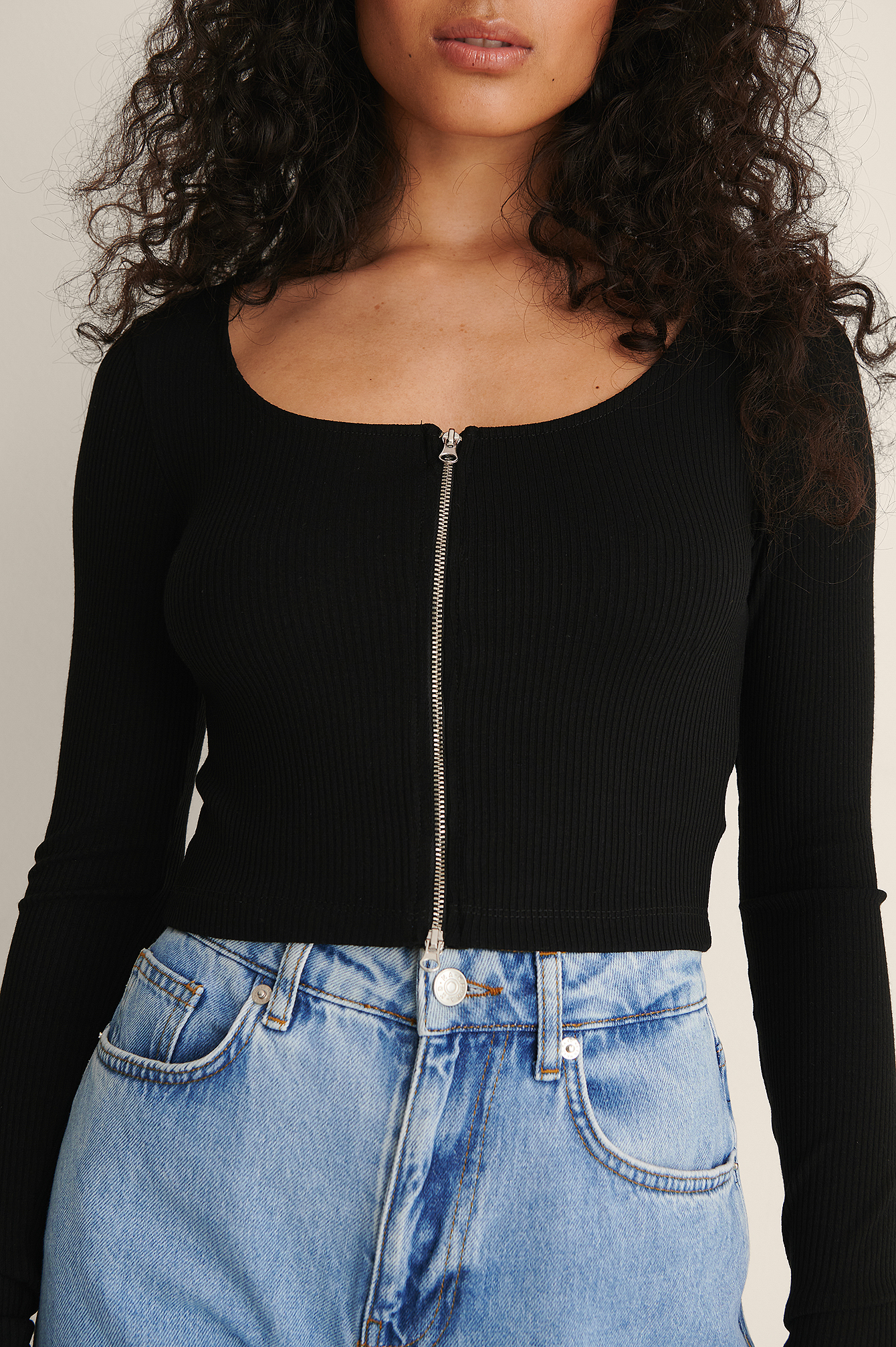 Signature Ribbed Long Sleeve Zip-Up Top - Black