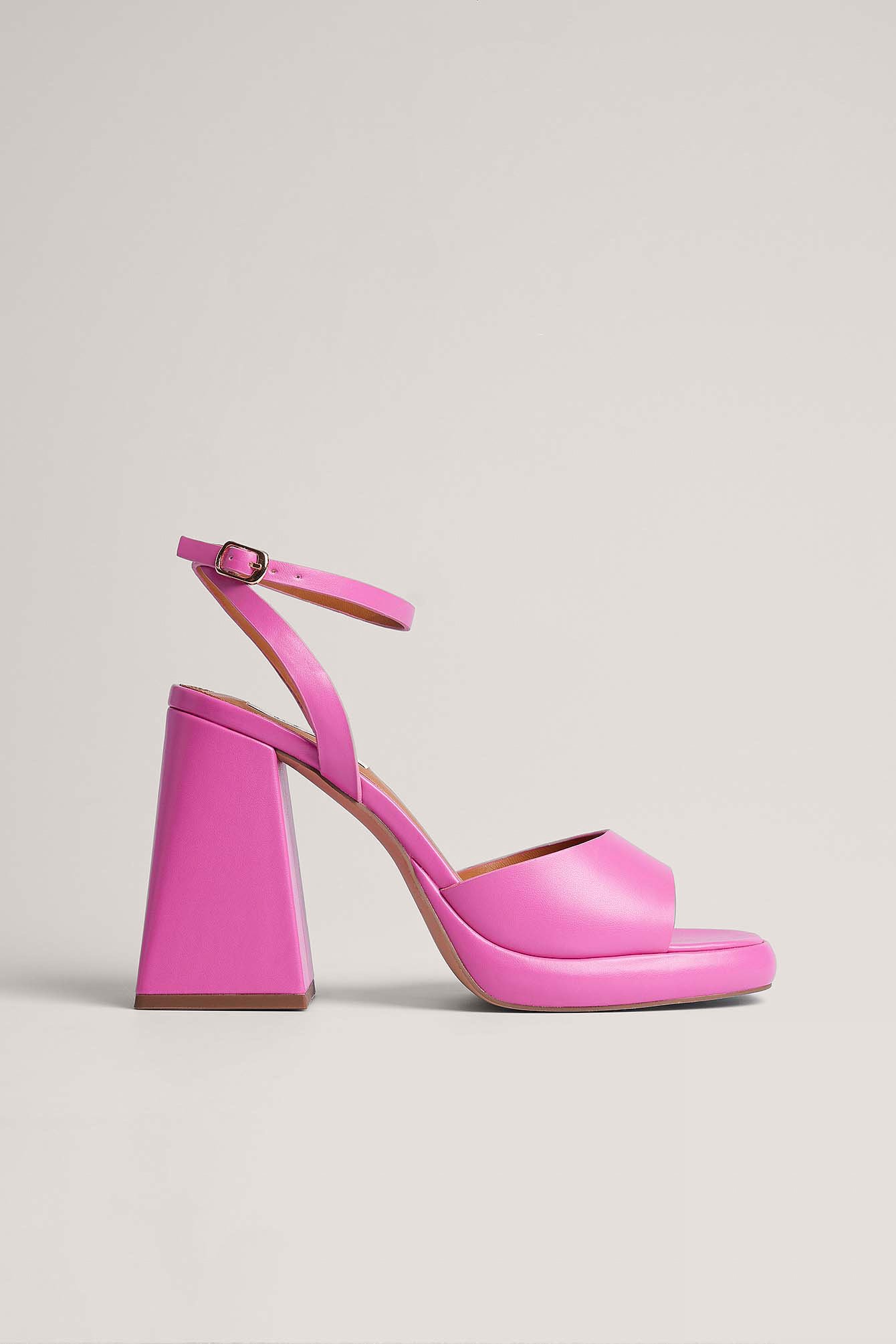 NA-KD Velvet Rose Heels in Pink
