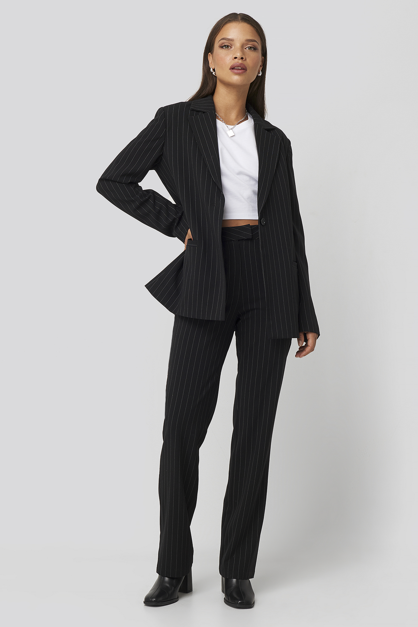 Nicci Hernestig X Na-kd Pinstriped Suit Pants Black In Black/white ...