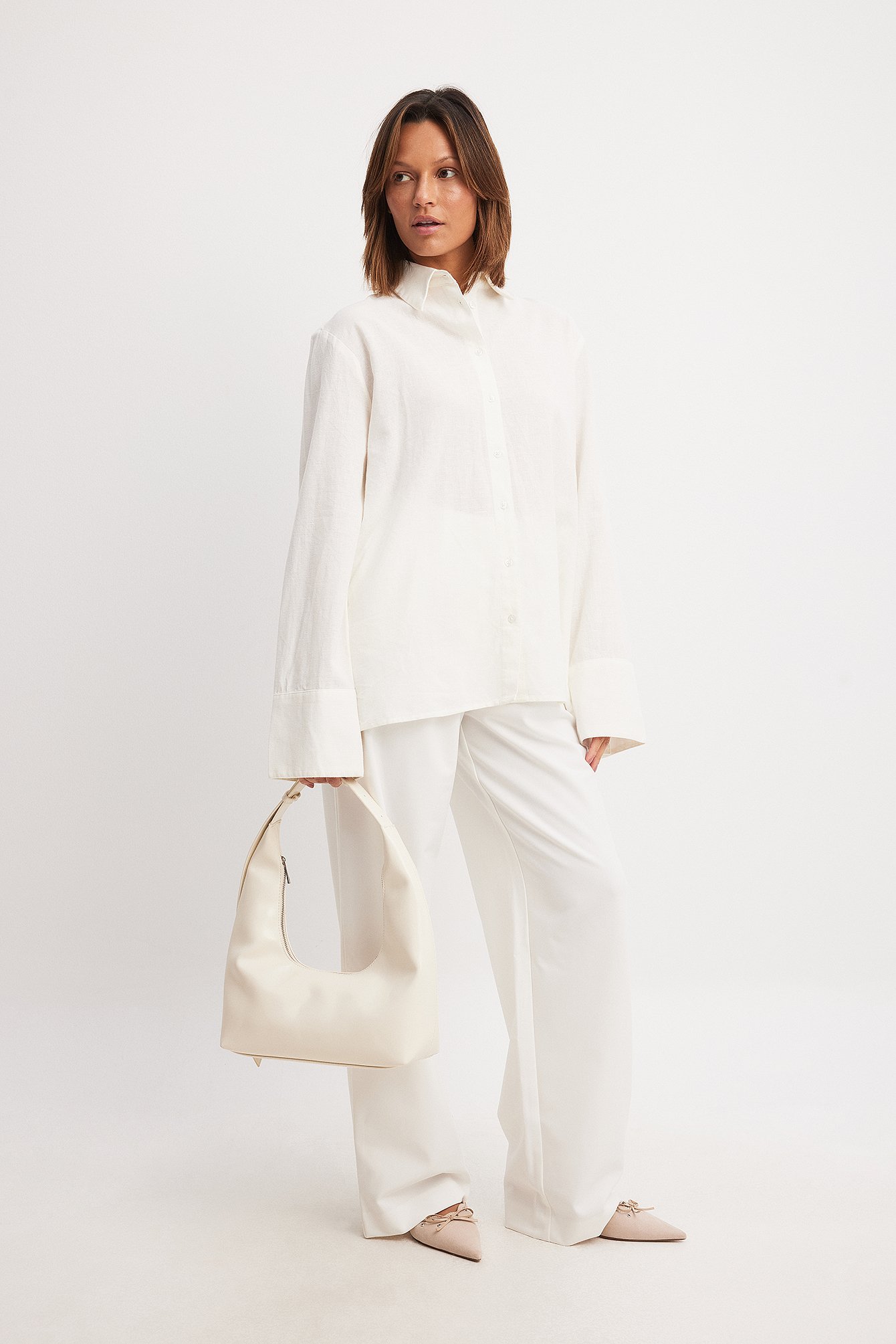 Oblong Shoulder Bag Offwhite | NA-KD