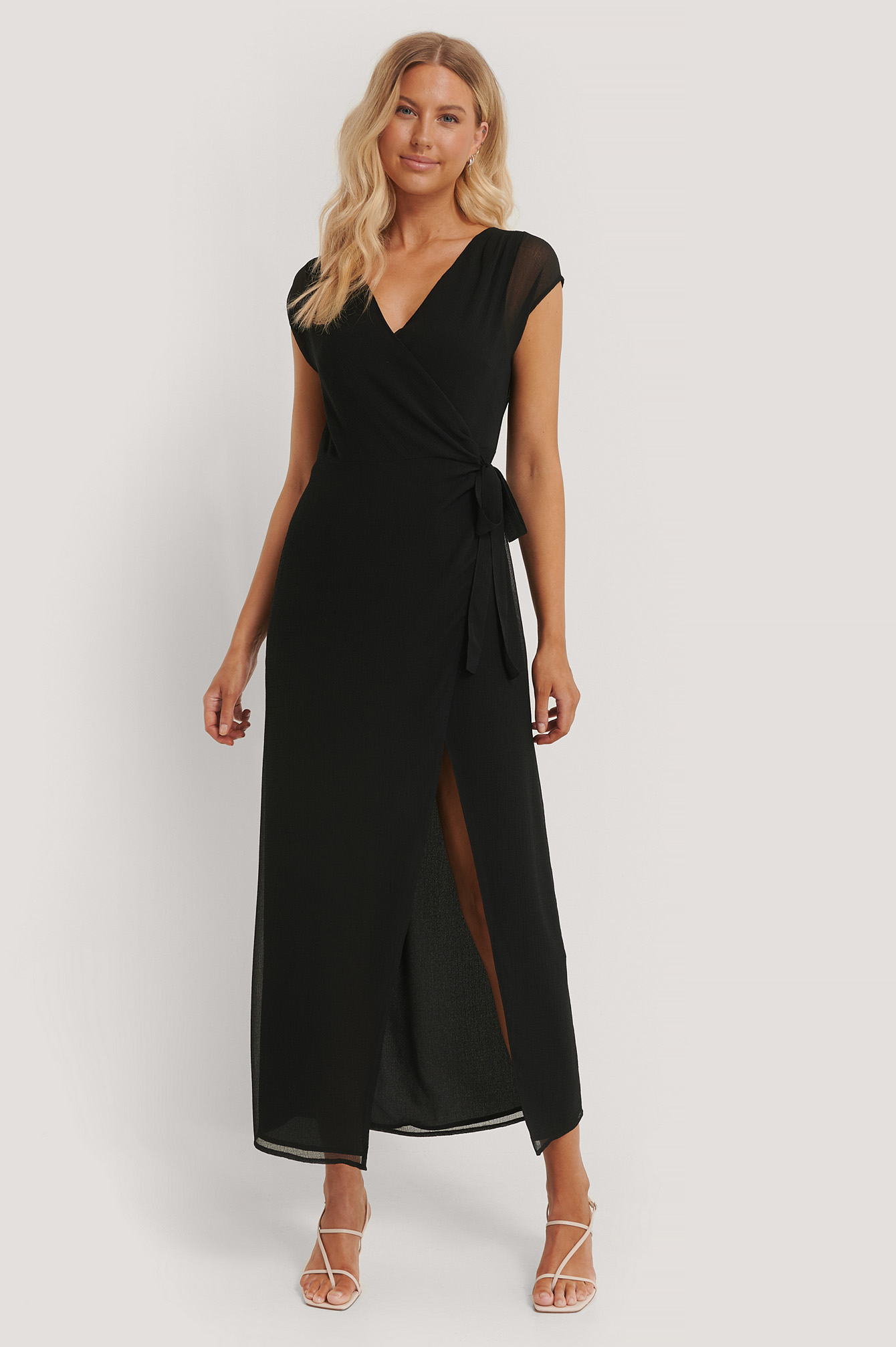 Recycled Overlapped Maxi Dress Black | na-kd.com