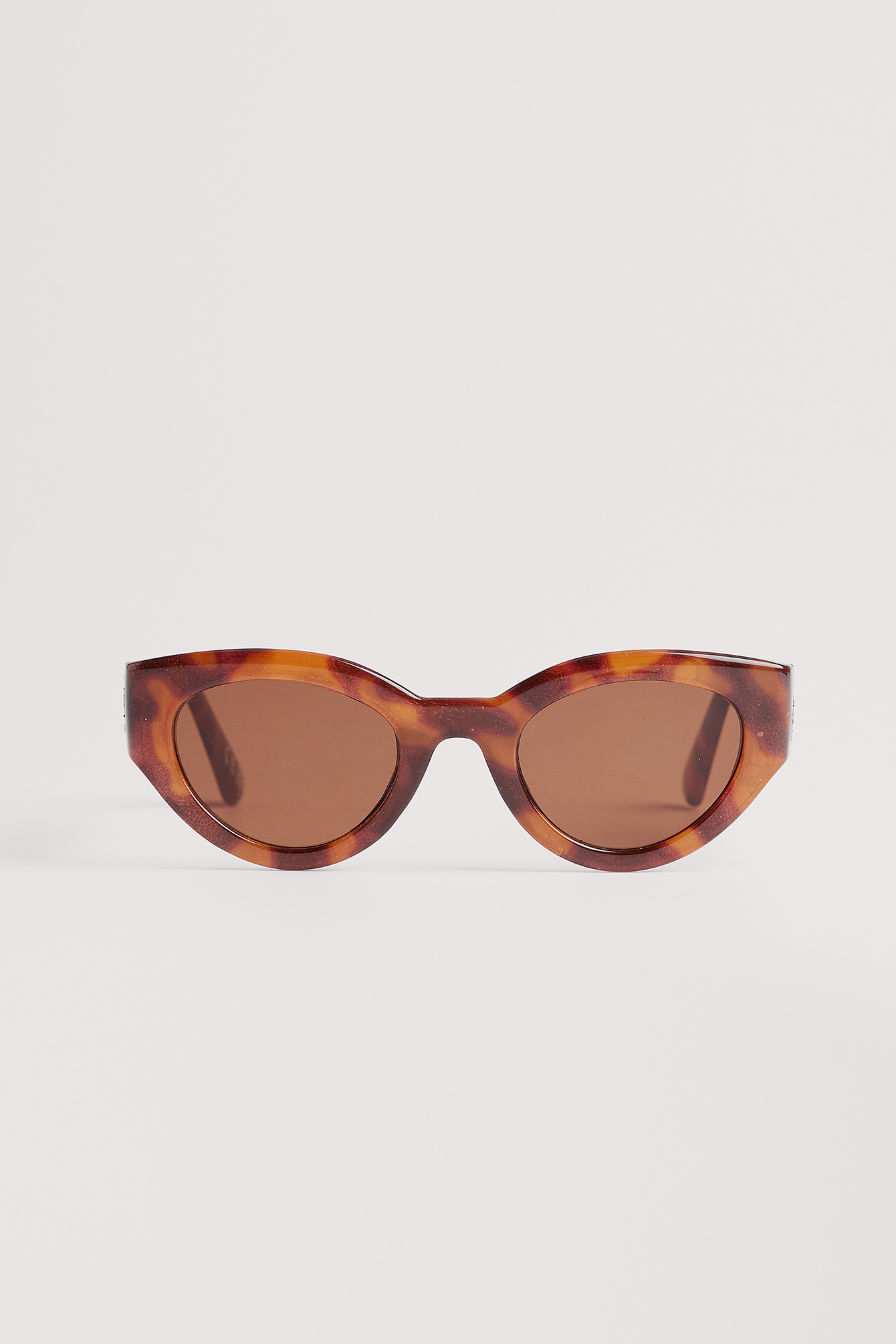 Rounded Cat Eye Sunglasses Brown Na Kd