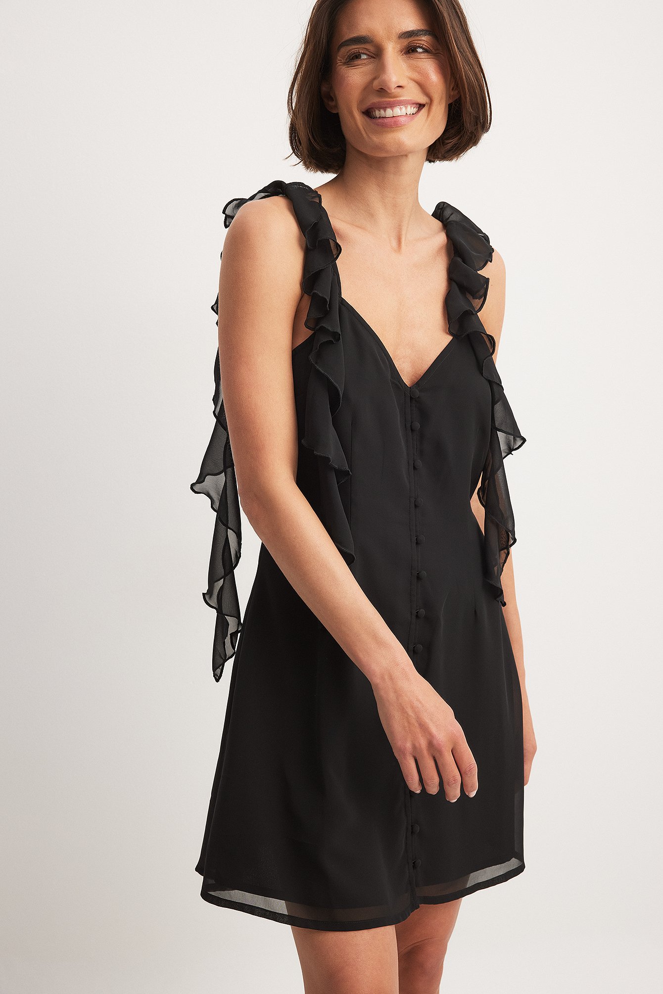 NA-KD Ruffle Shoulder Chiffon Mini Dress - Festival Dresses - Black - EU 32 - NA-KD / NAKD