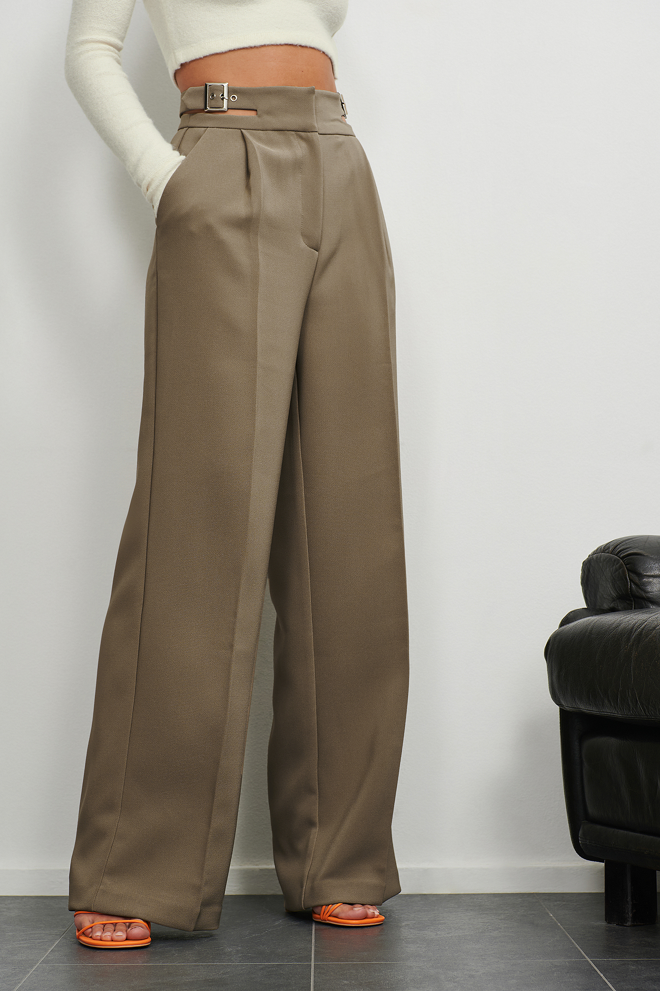 Buckle Detail Suit Pants Beige | na-kd.com