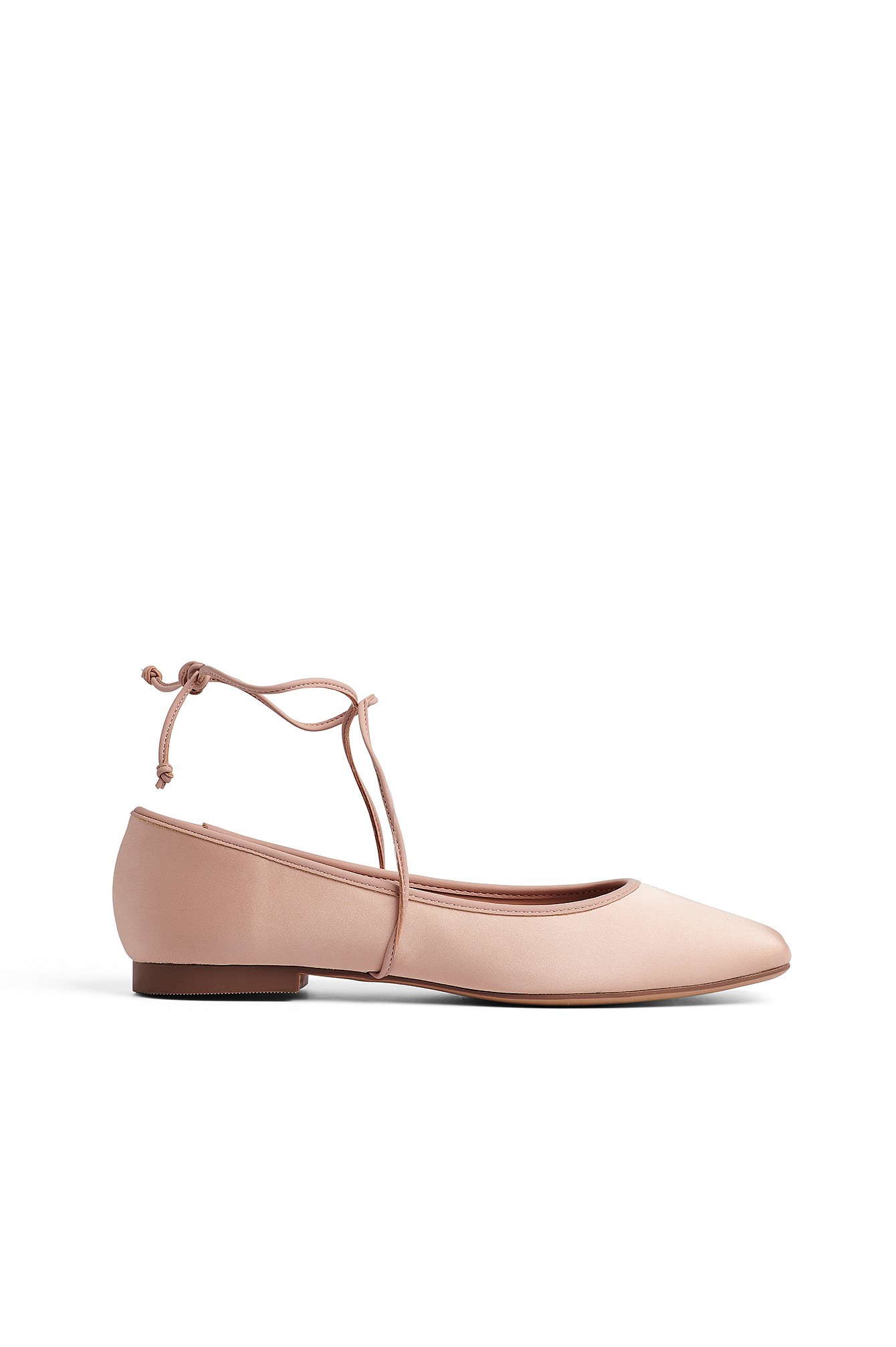 NA-KD Ballerinas mit eckiger Spitze und Riemendetail - Pink