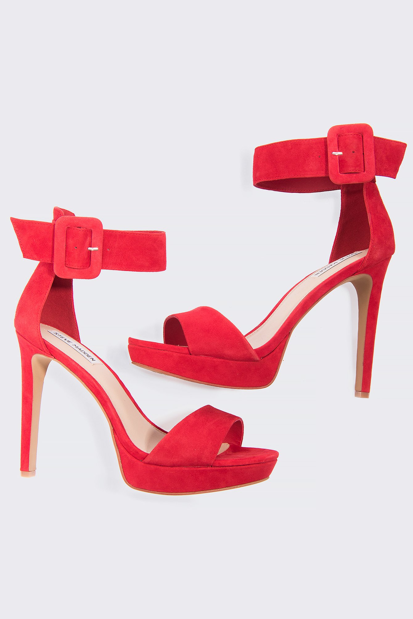 Steve madden hot sale circuit sandal