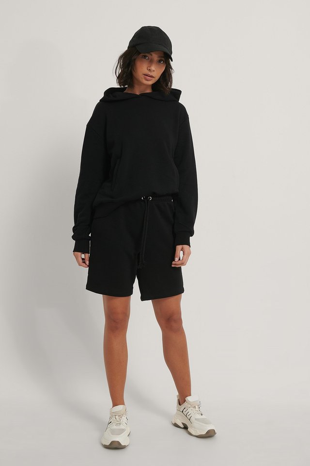 oversized hoodie and shorts outfit