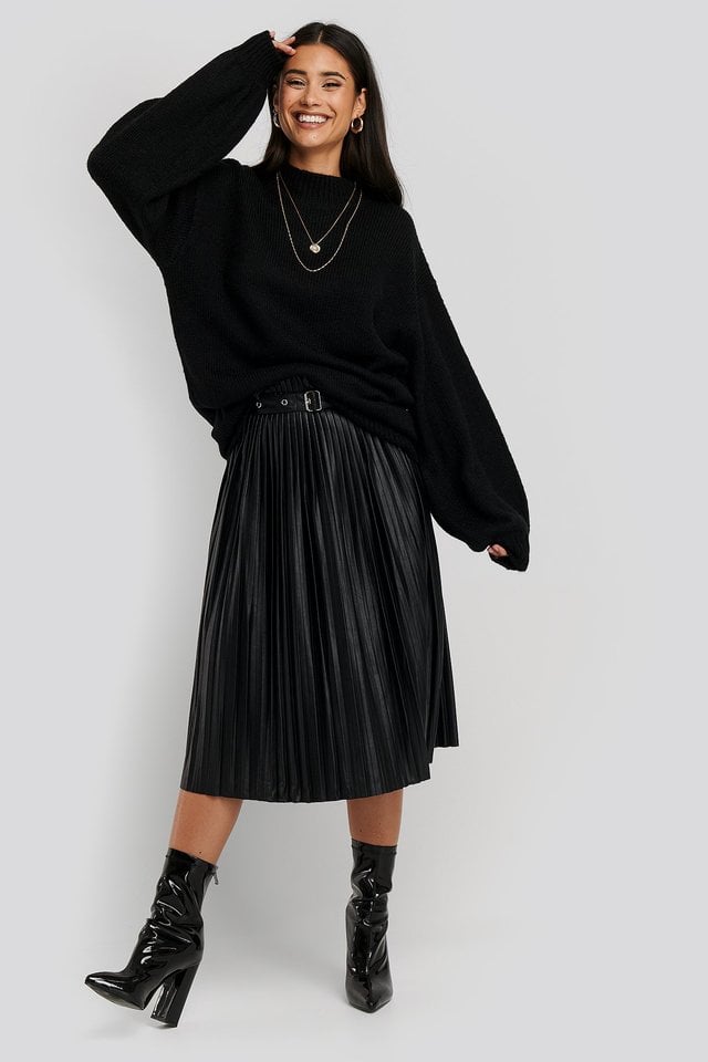 Oversized Long knitted Sweater Black