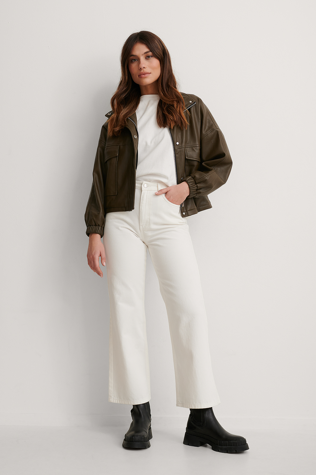 Organic Highwaist Relaxed Jeans Offwhite | na-kd.com