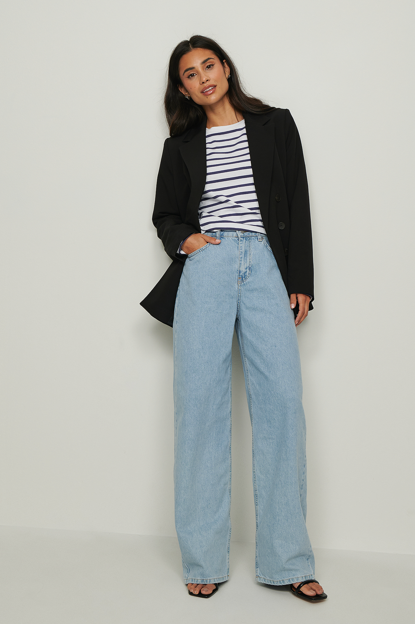 Organic Wide Leg Mid Waist Jeans Blue | na-kd.com