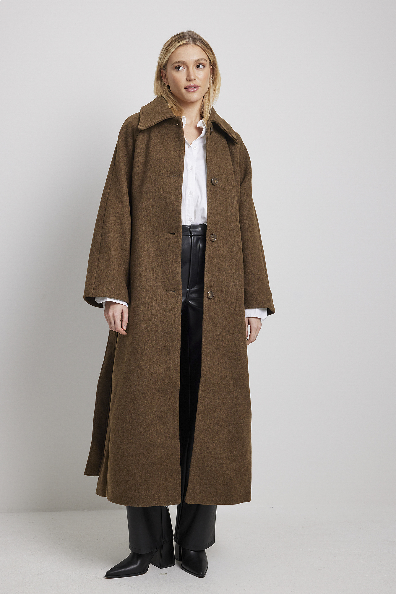 Back Slit Long Coat Brown | na-kd.com