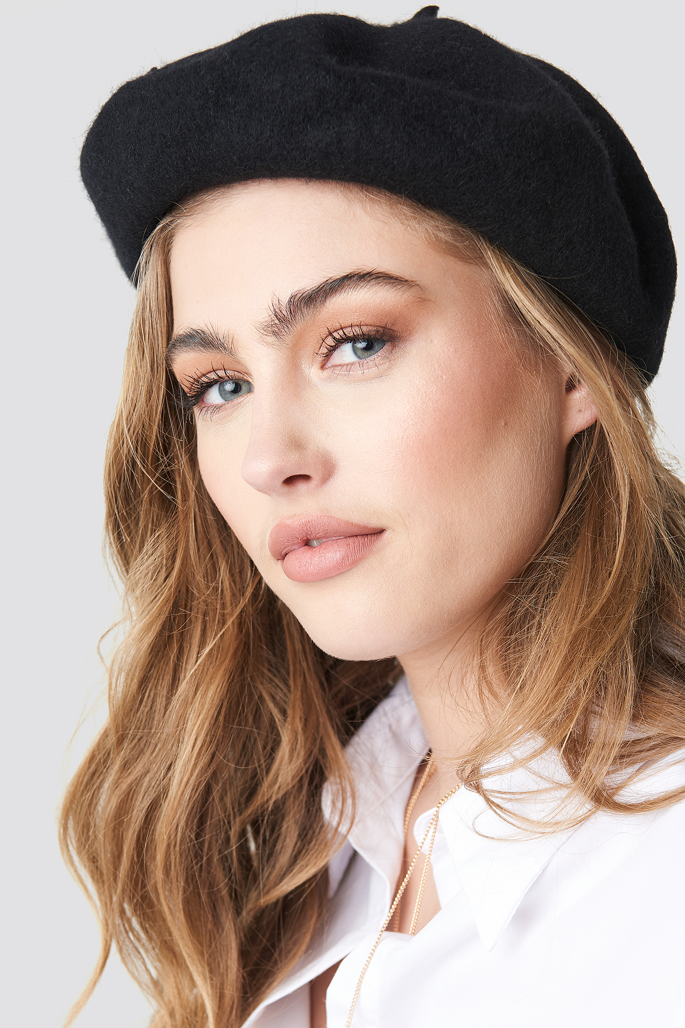 classic black beret