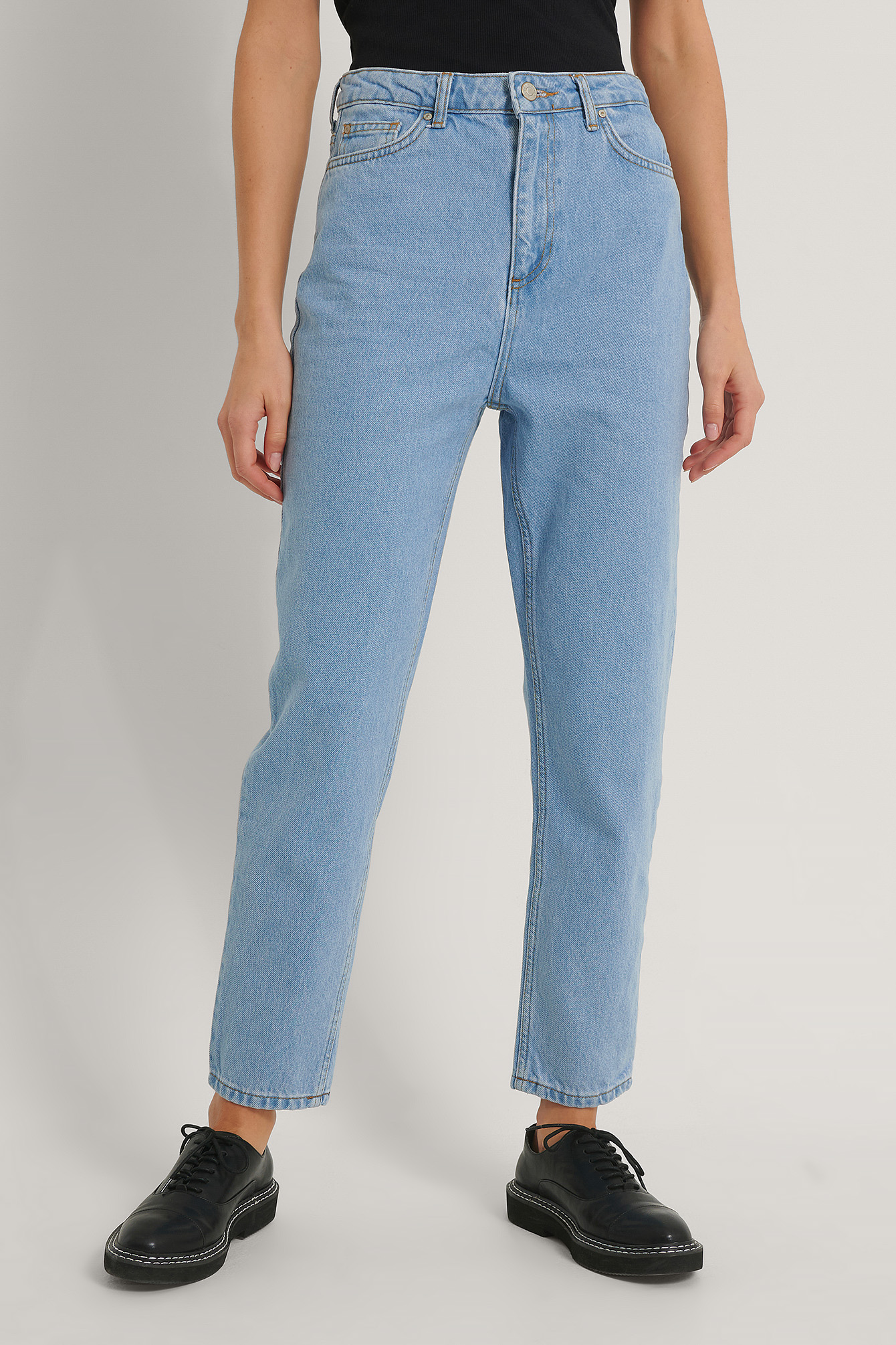 levi's 501 high waisted mom jeans