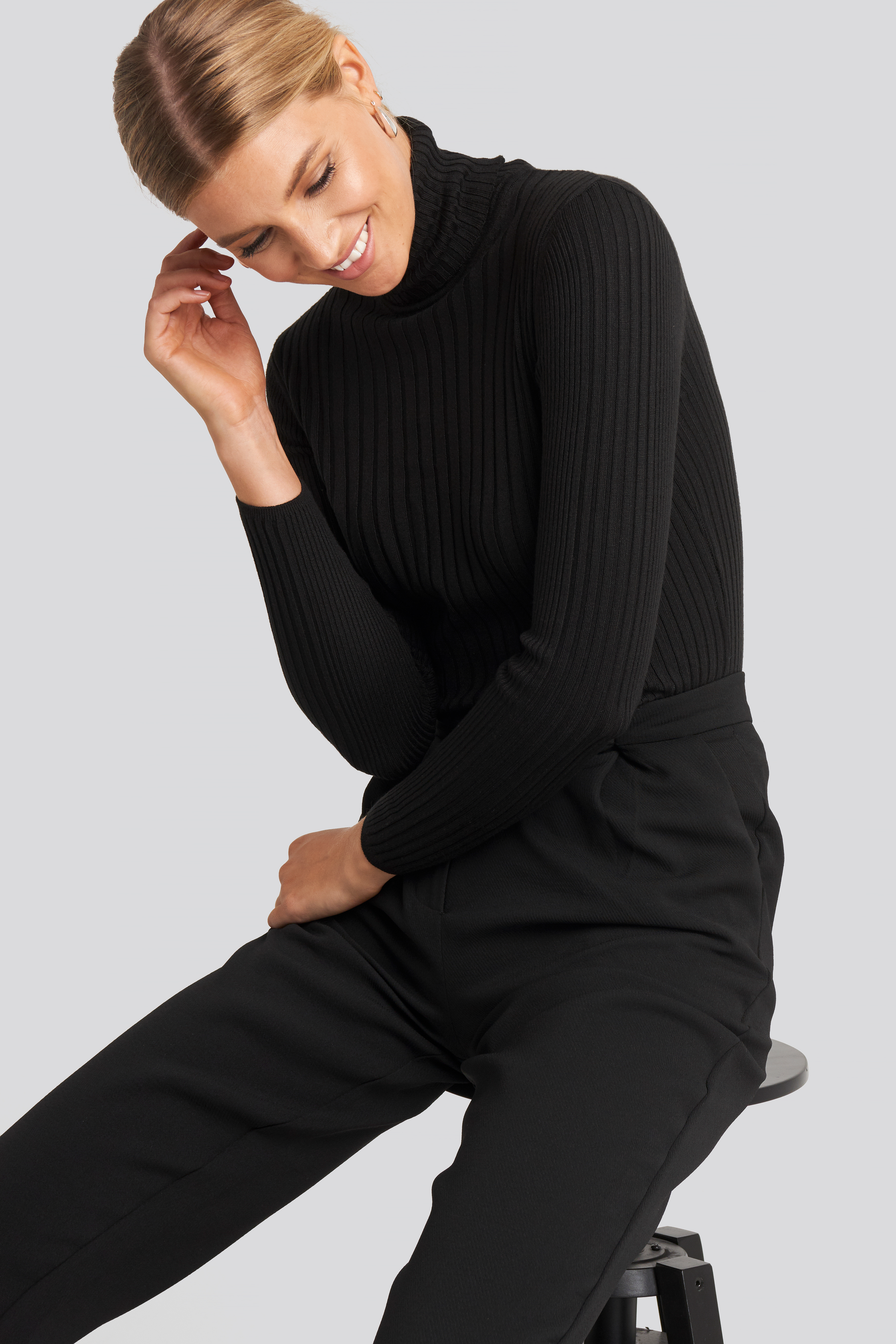 ribbed turtleneck sweater