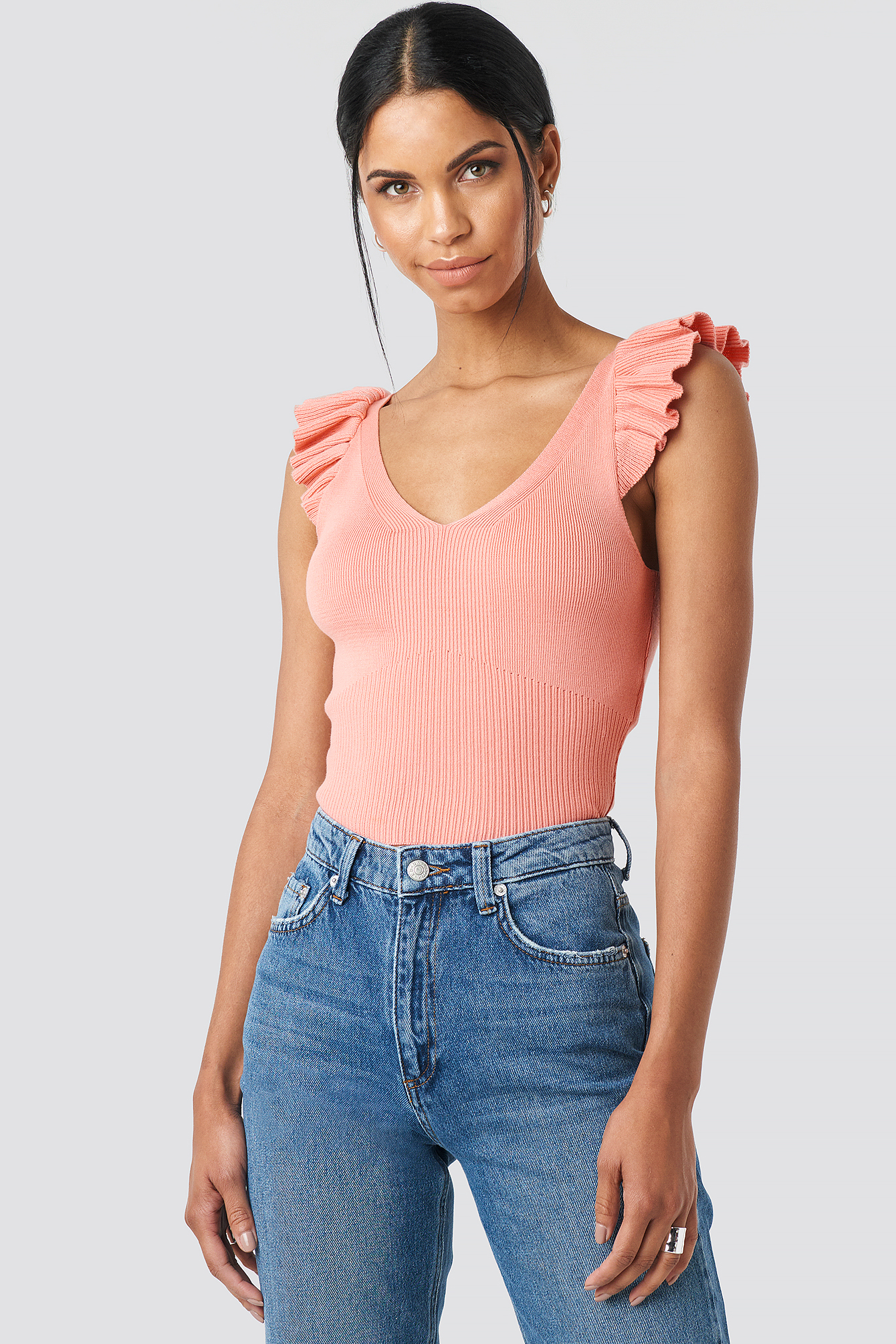 pink v neck tank top