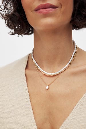 Gold 3-Pack Pearl Detailed Chain Necklace