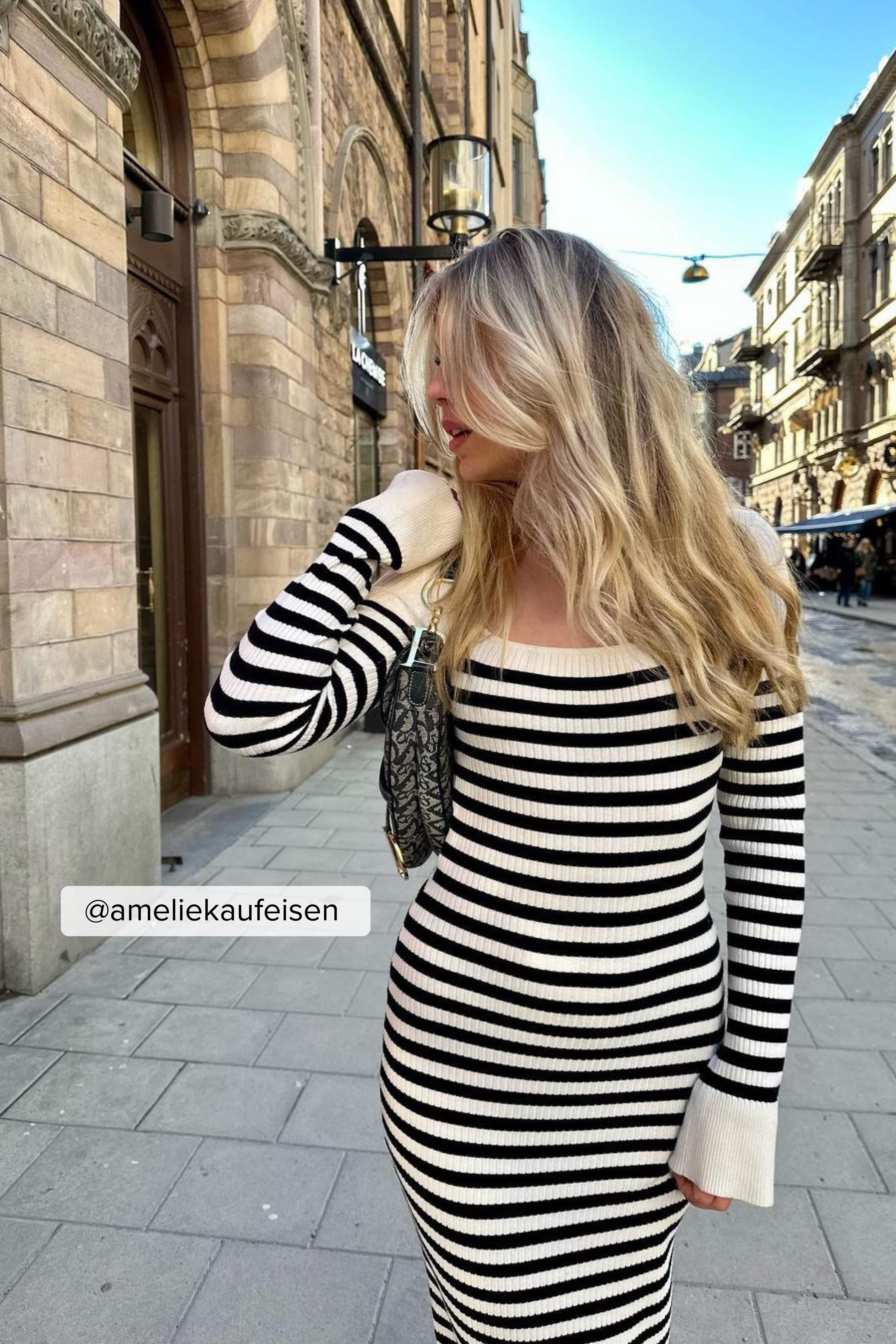 Black and white striped maxi cheap dress with sleeves