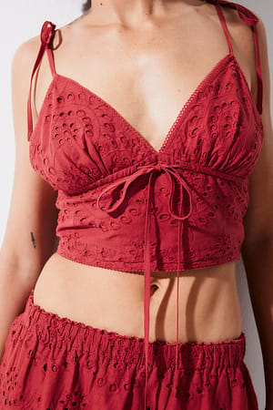 Red Singlet i broderi anglaise