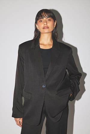 Black Basic Blazer