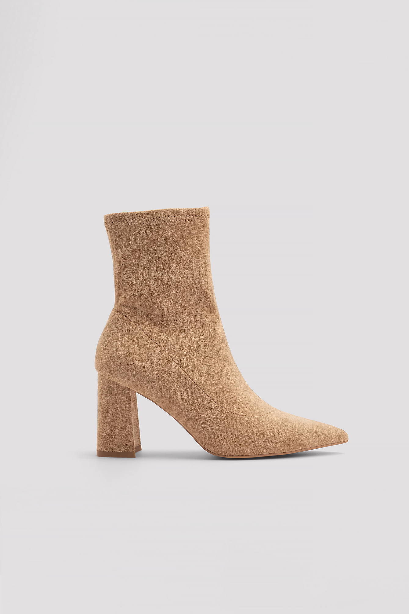 Bottines beige hotsell en daim