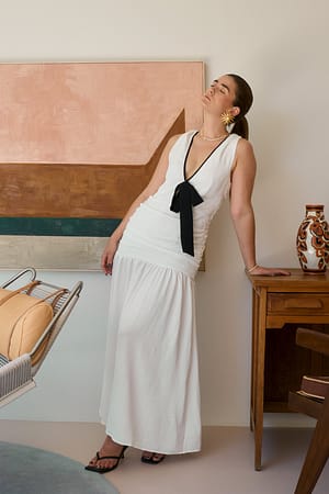 Off White Maxi abito con fiocco