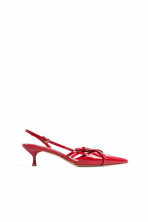 Red Slingback pumps met gespen