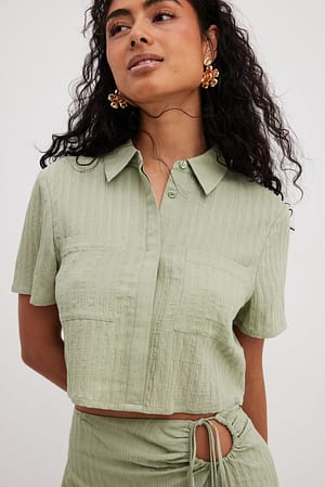 Soft Green Skjorte med korte ærmer og knapper foran