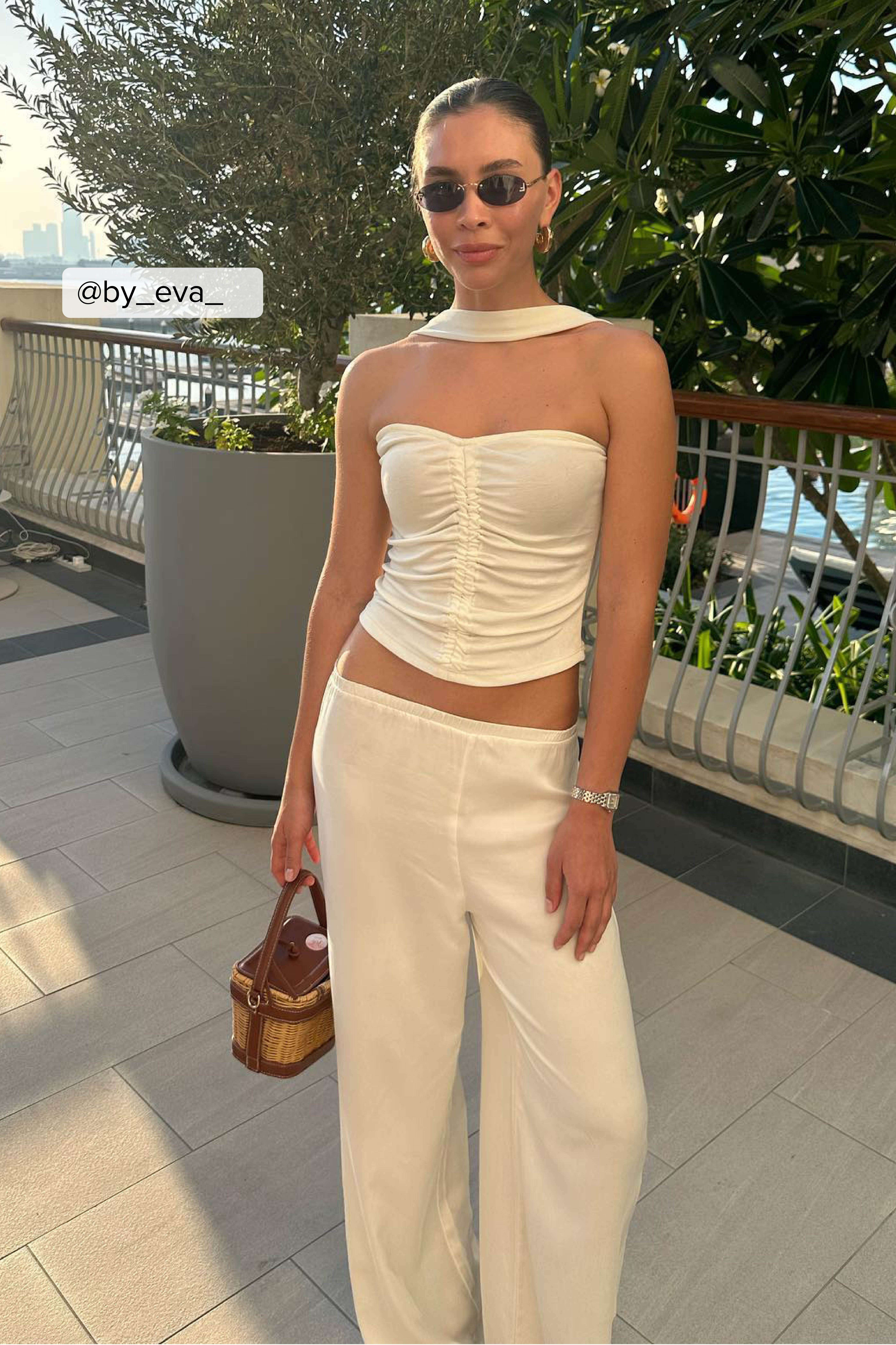 7 Times Kylie Jenner proved she was the ultimate IT girl in trendy crop tops  and pants  PINKVILLA