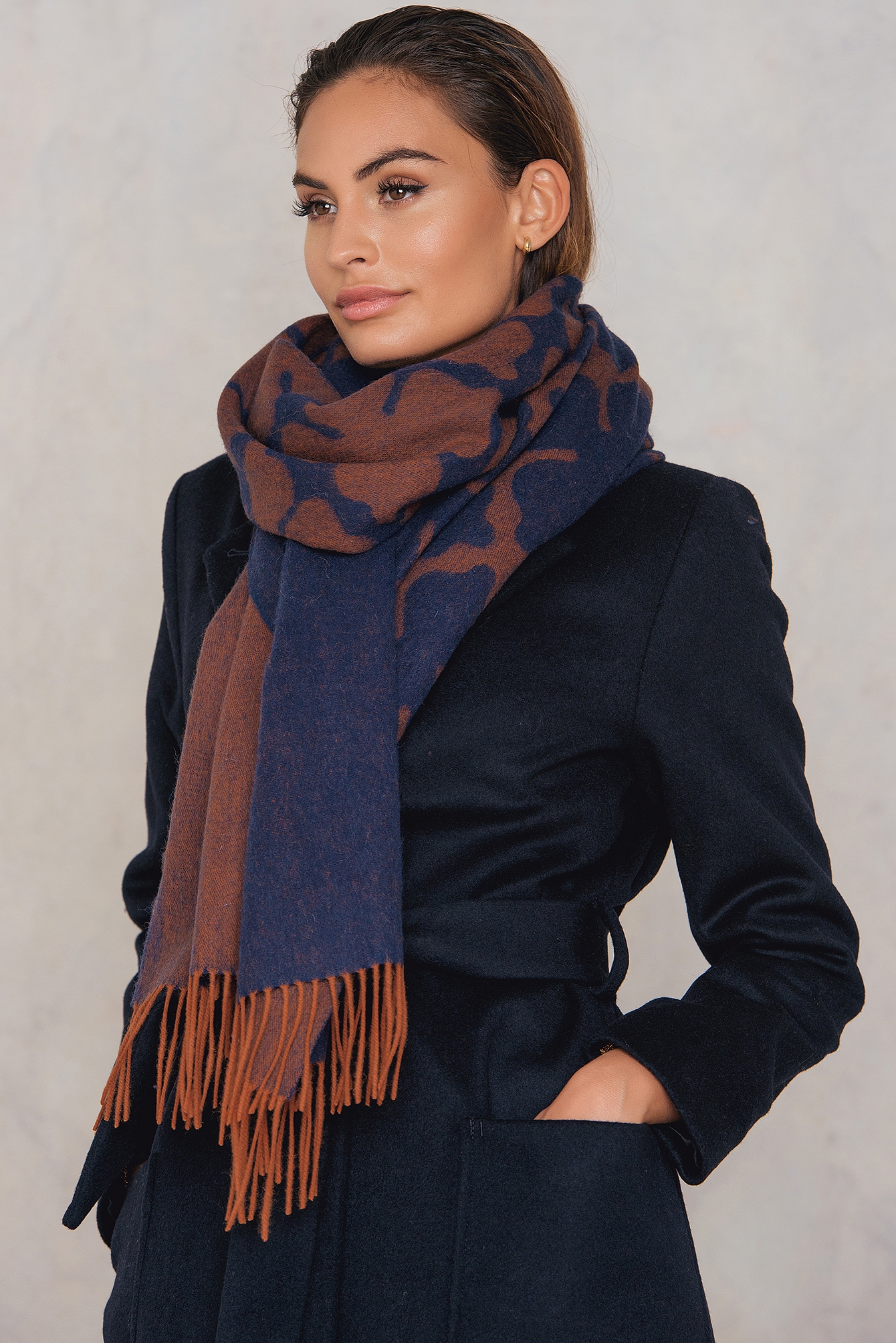 Elementary Scarf Brown NA KD