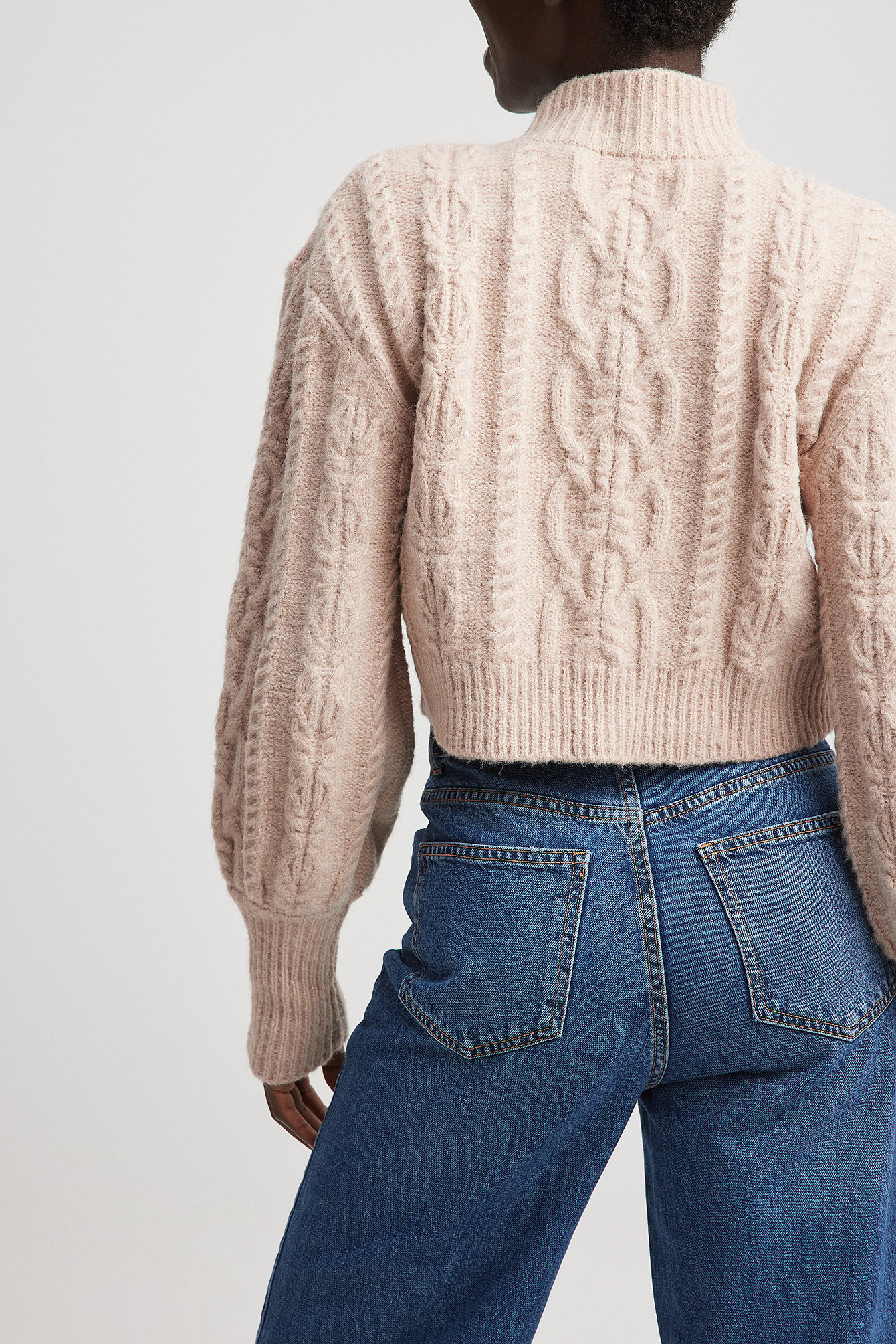 Cable Knitted Short Sweater Beige | NA-KD