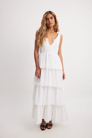 White Abito midi in chiffon con volant