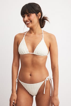 White Virkade bikinitrosor