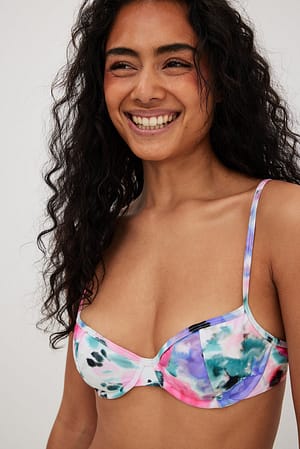 Soft Floral Pattern Bikini-Oberteil mit mittelgroßen Körbchen