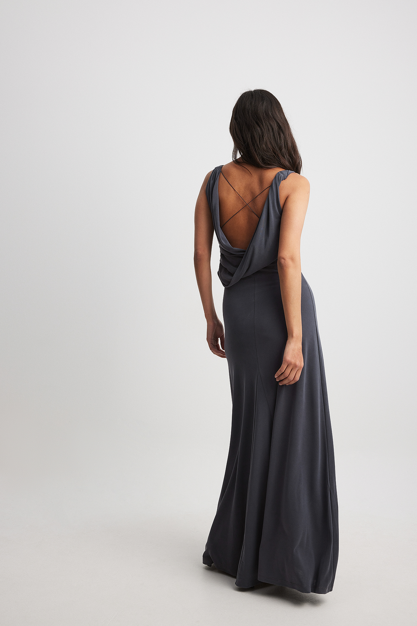 Draped Twist Detail Maxi Dress Grey | NA-KD