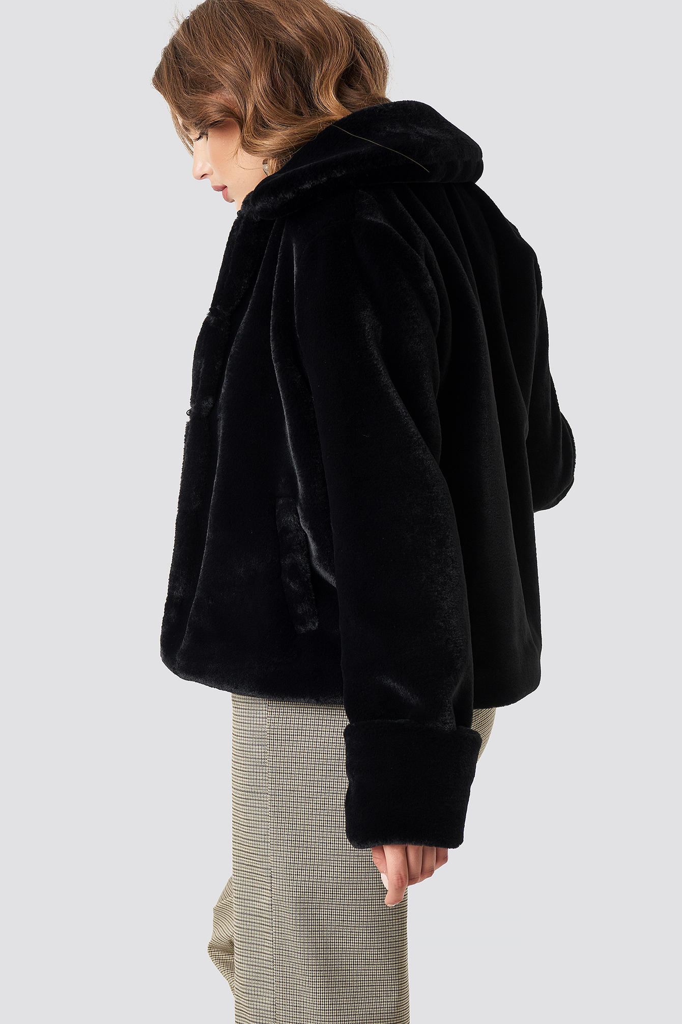 Black short faux fur clearance jacket