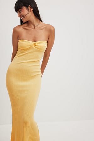 Yellow Maxi tube-jurk met gedraaide voorkant